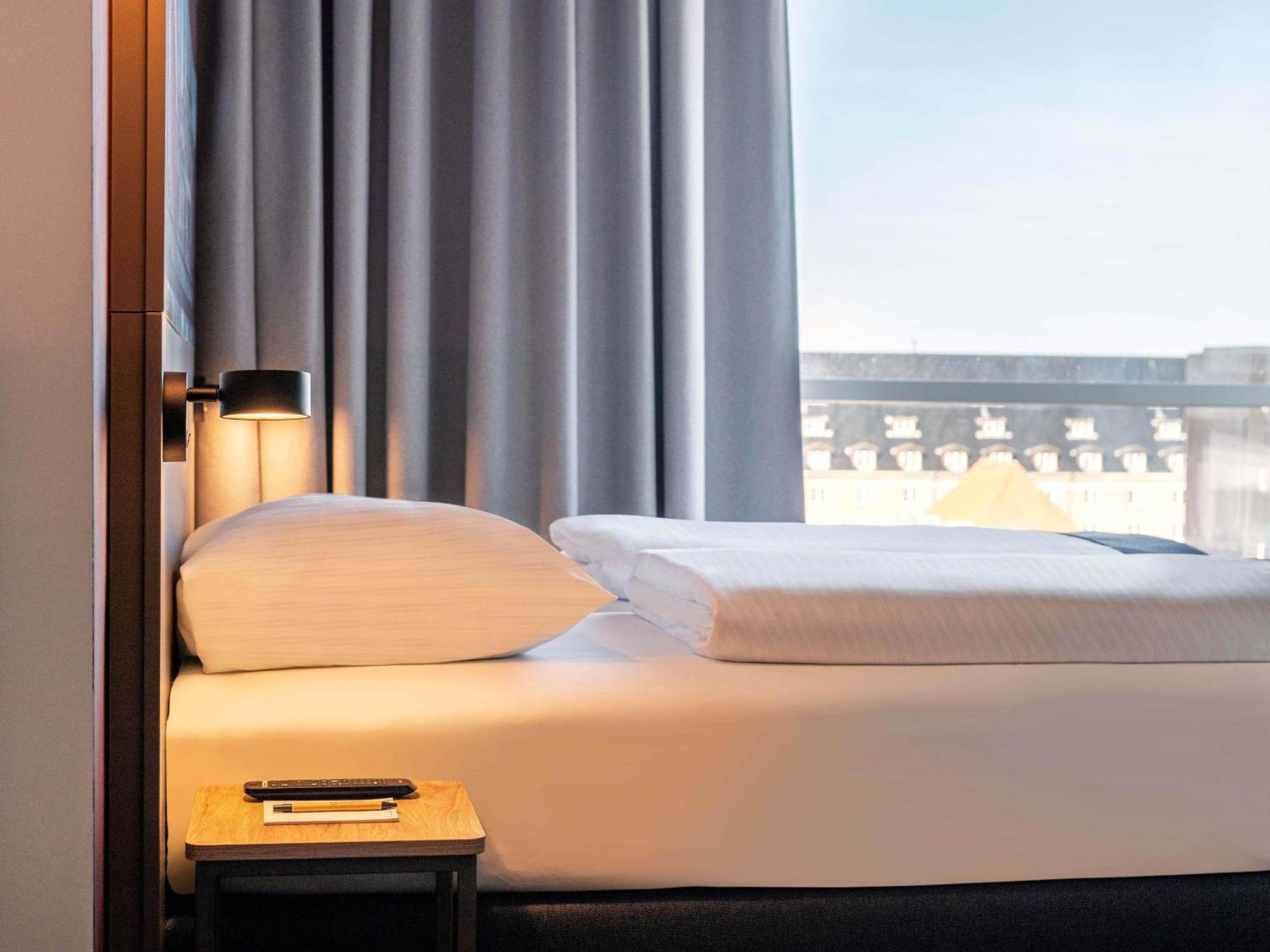 B&B Hotel Duesseldorf City-Sued — Fotos 1